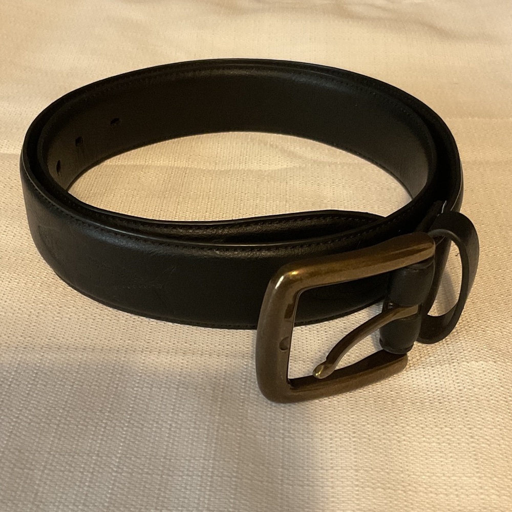 Men's Columbia Black Belt with Fish Motif